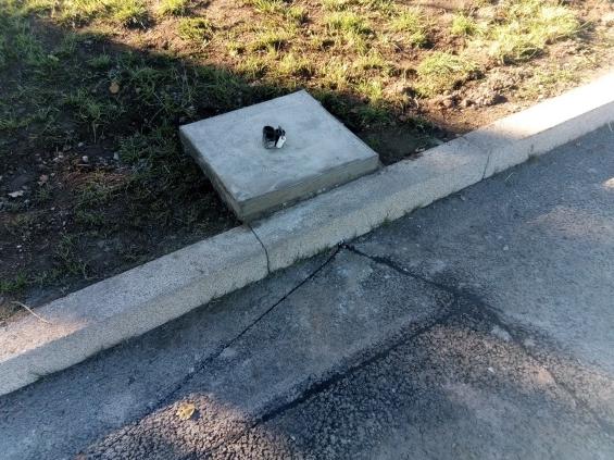 We install all ground works including concrete foundation this one is for a barrier Lux foundation and it weighs 470Kg.