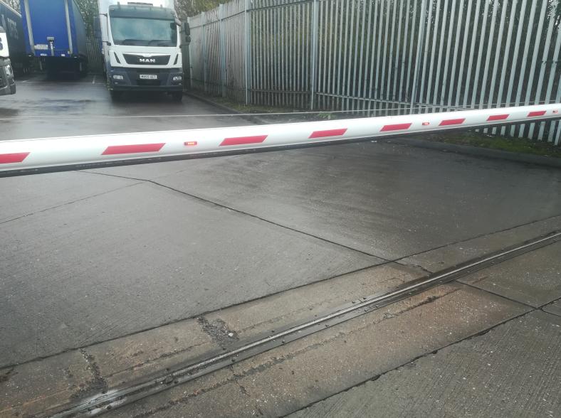 Added 4 LED Marker Lights to a 9M pole at a transport yard for entry/exit.