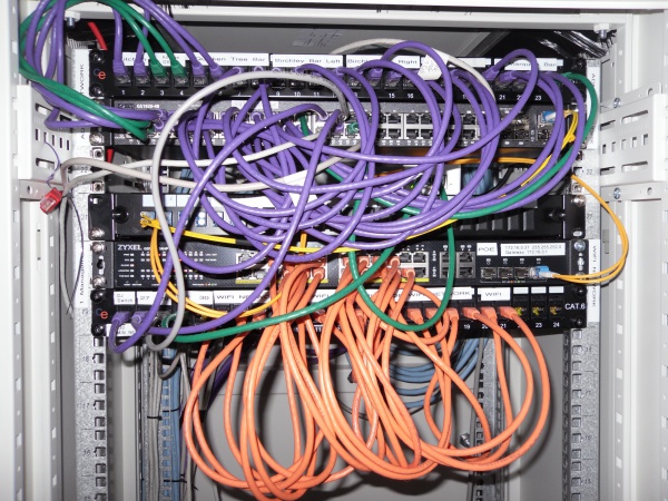 New remote Cab with Duplex 1.25Gbit fibre backbone with a 400Mbit point to point network over CAT6A Cable.