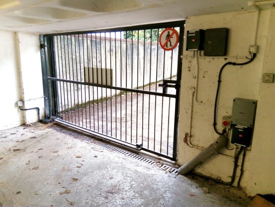 4 Meter Swing Gate installed on a underground Car Park with BFT Motor
