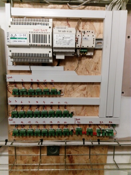 Comelit system fixed this is how it should have been installed.