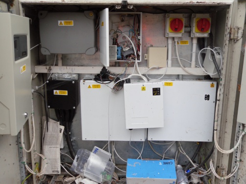 We were called out to look at at a number of faults on a swing gate at a collage. What a mess