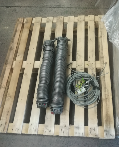 Old Springs, plugs, winders and Cable