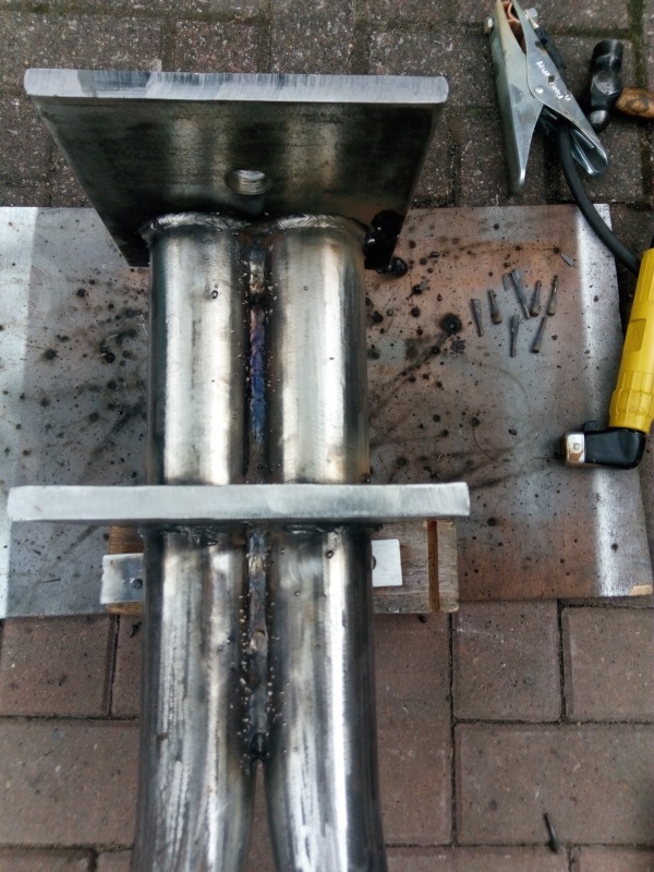 15mm Plates weld with 7018s onto 73mm Tubes